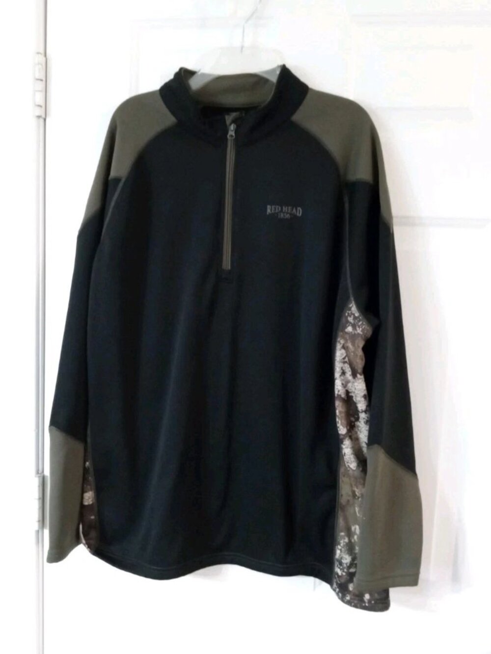 Redhead Mens 2XL 1/4 Zip Black, Gray With Camo Fleece Pullover